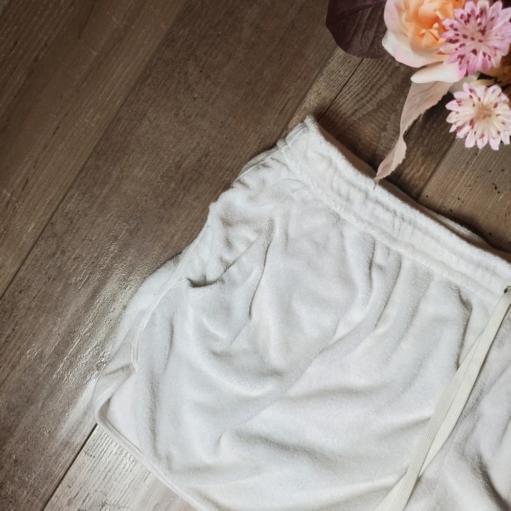 Club Monaco club monaco