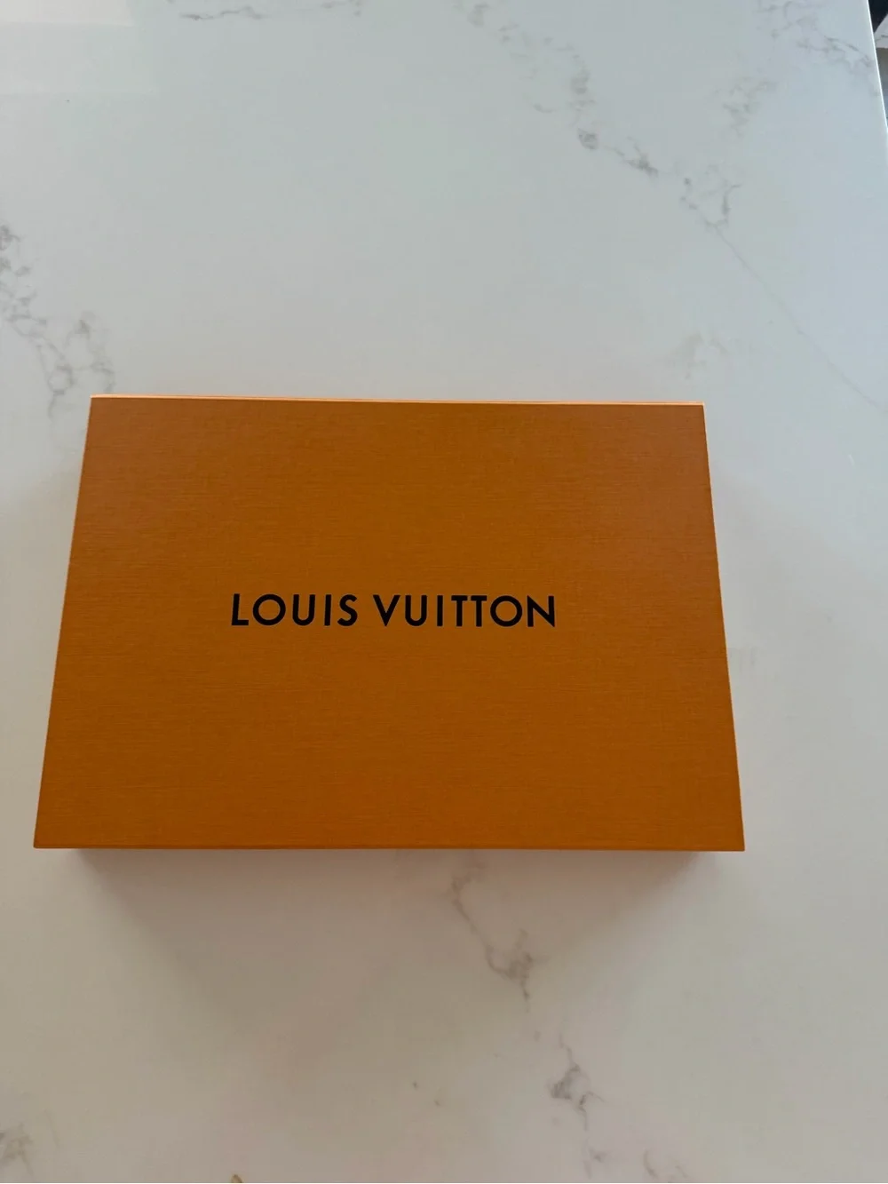 Louis Vuitton premium louis