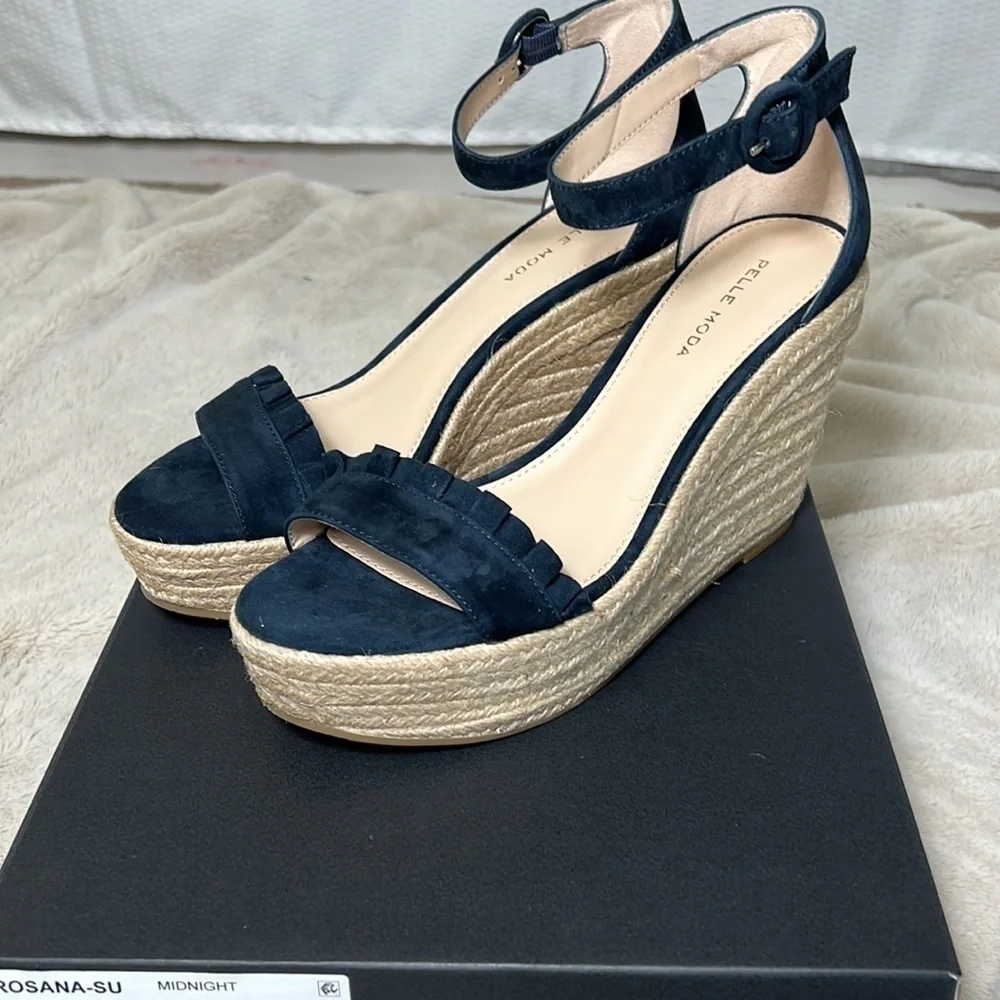 Pelle Moda new box