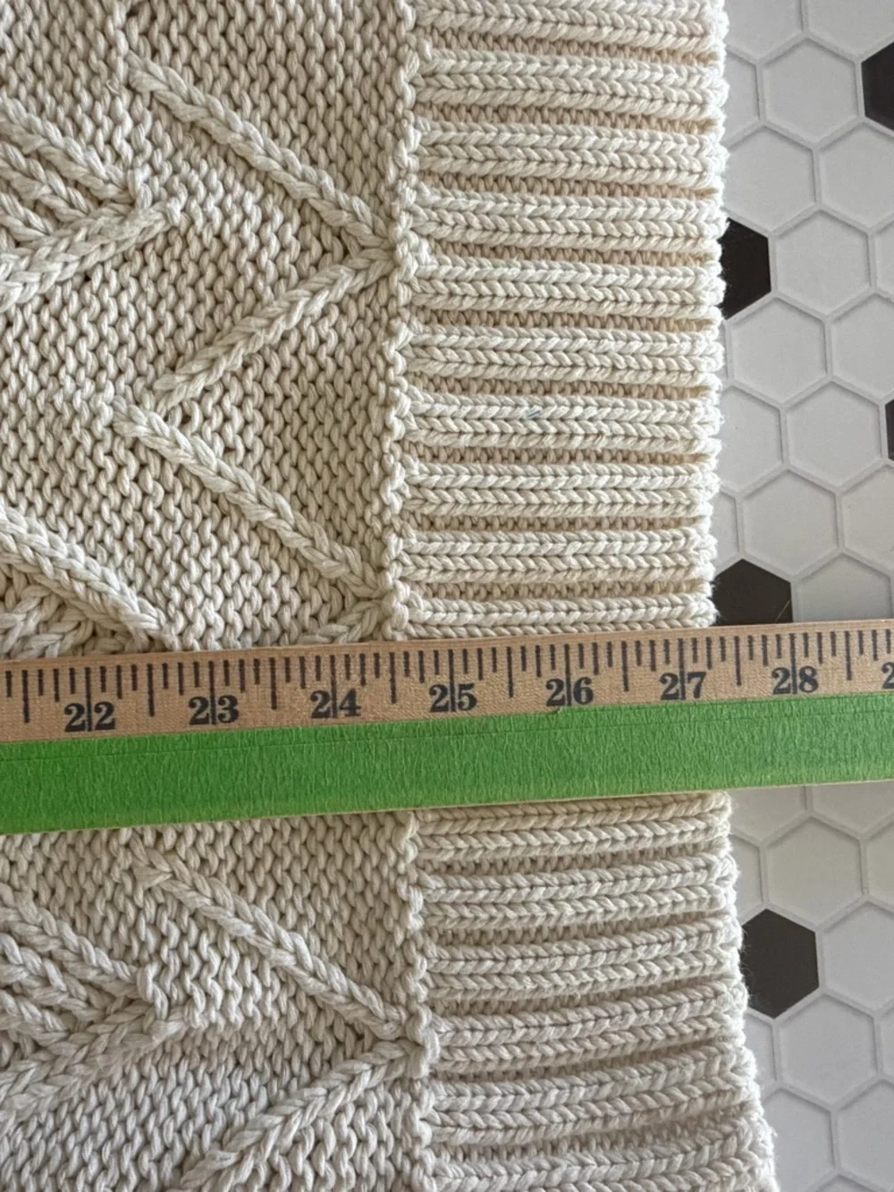 Zara cream cable