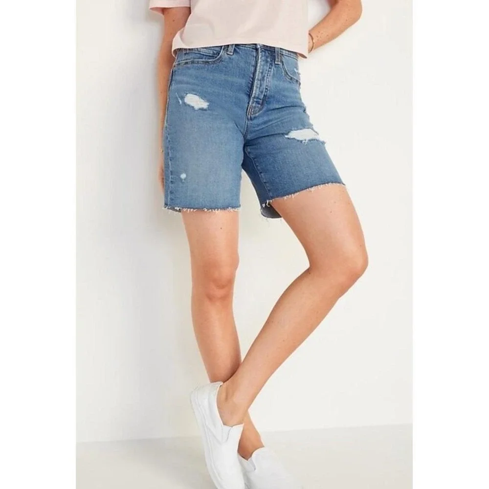 Womens NWT Old Navy Sky Hi‎ High Waist Ripped Distressed Button Fly Jean Shorts