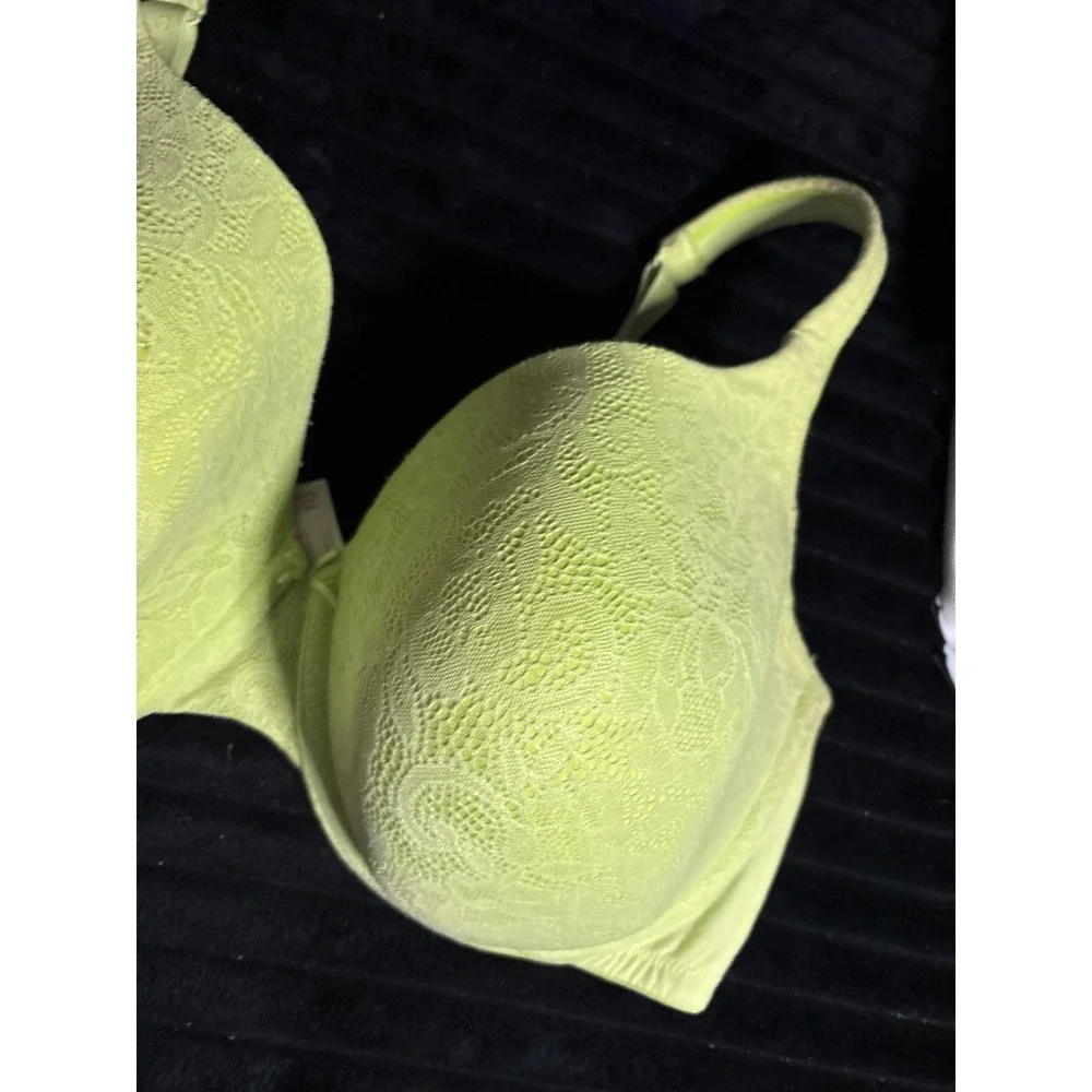 Cacique lime green