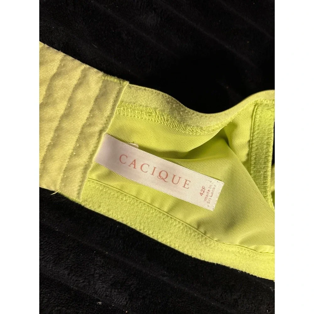 Cacique lime green