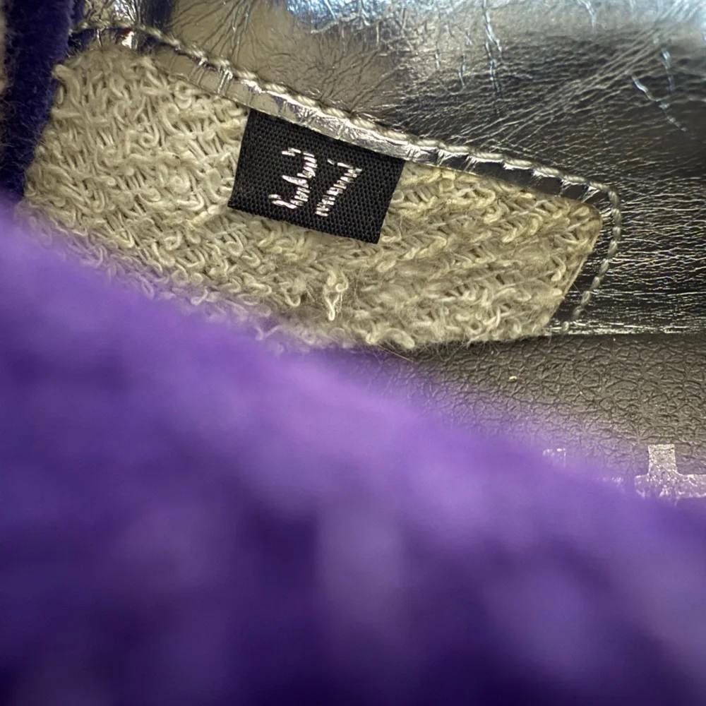 P448 this pair