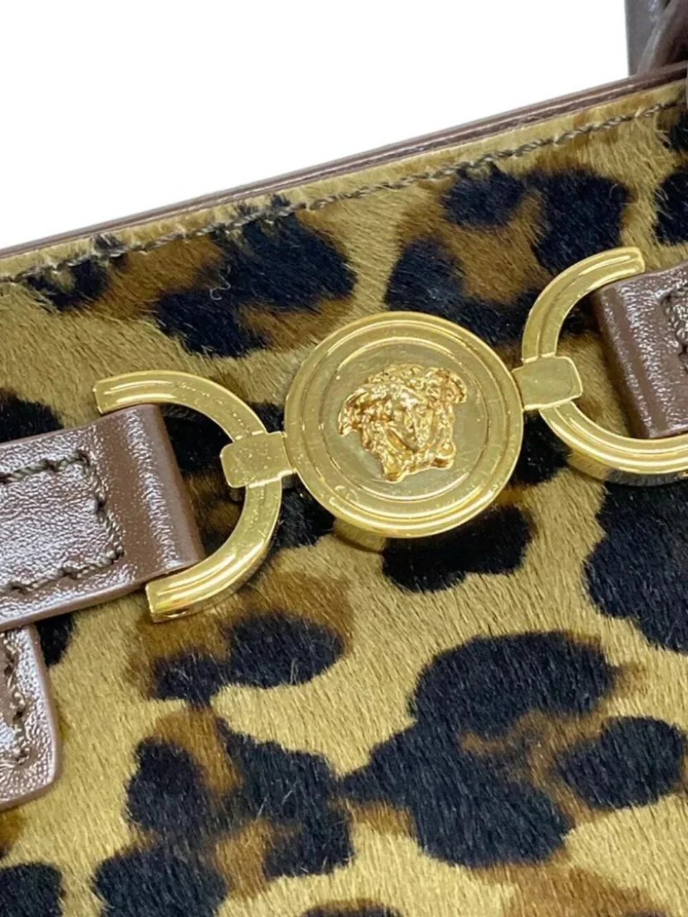 Versace accessories	dust bag
