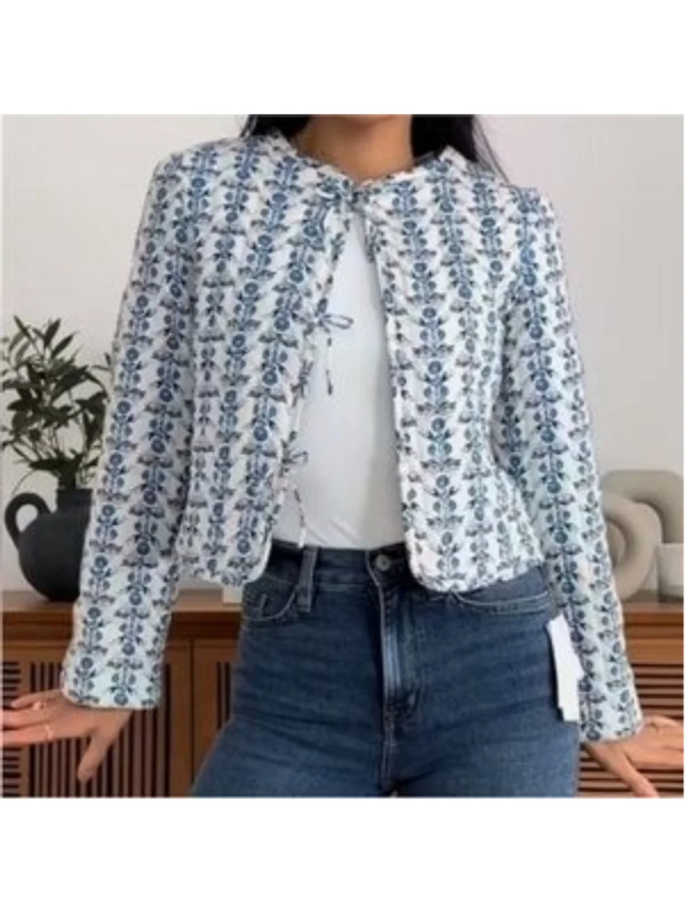 House Of Harlow Floral Blue and White Women's Jacket Size L New No Tags