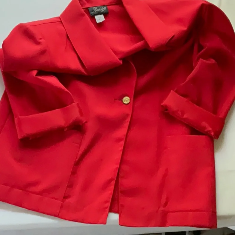 Radcliffe vintage women’s