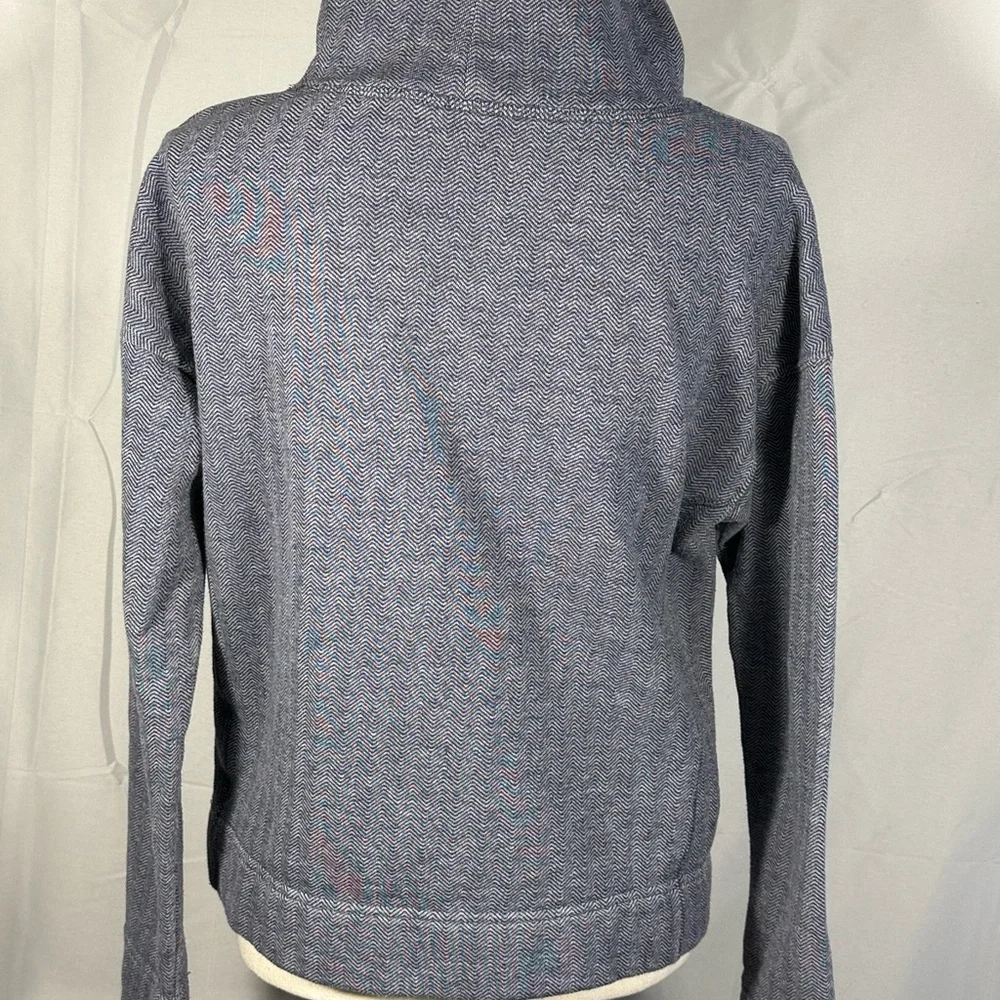 Vineyard Vines pre loved