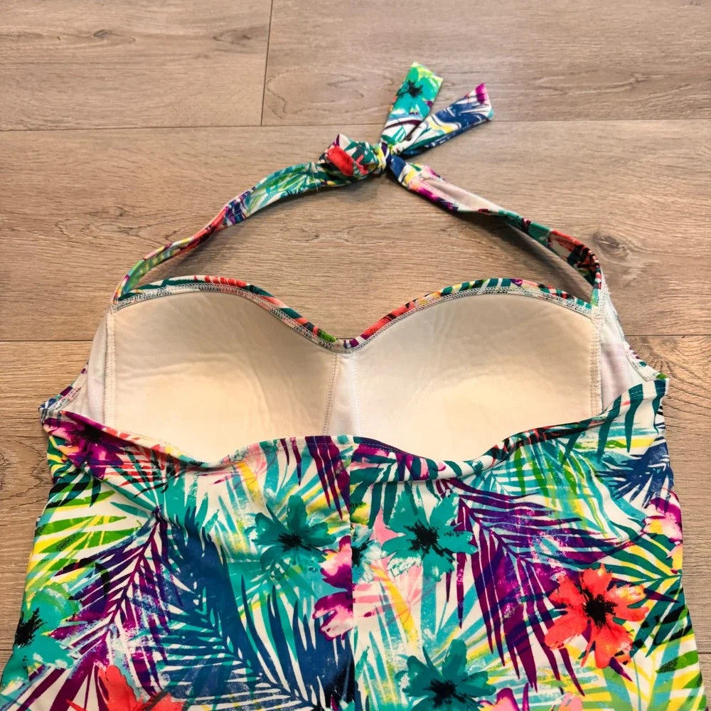 Catalina swim size
