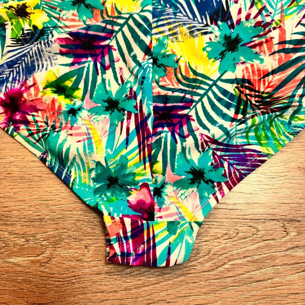 Catalina swim size