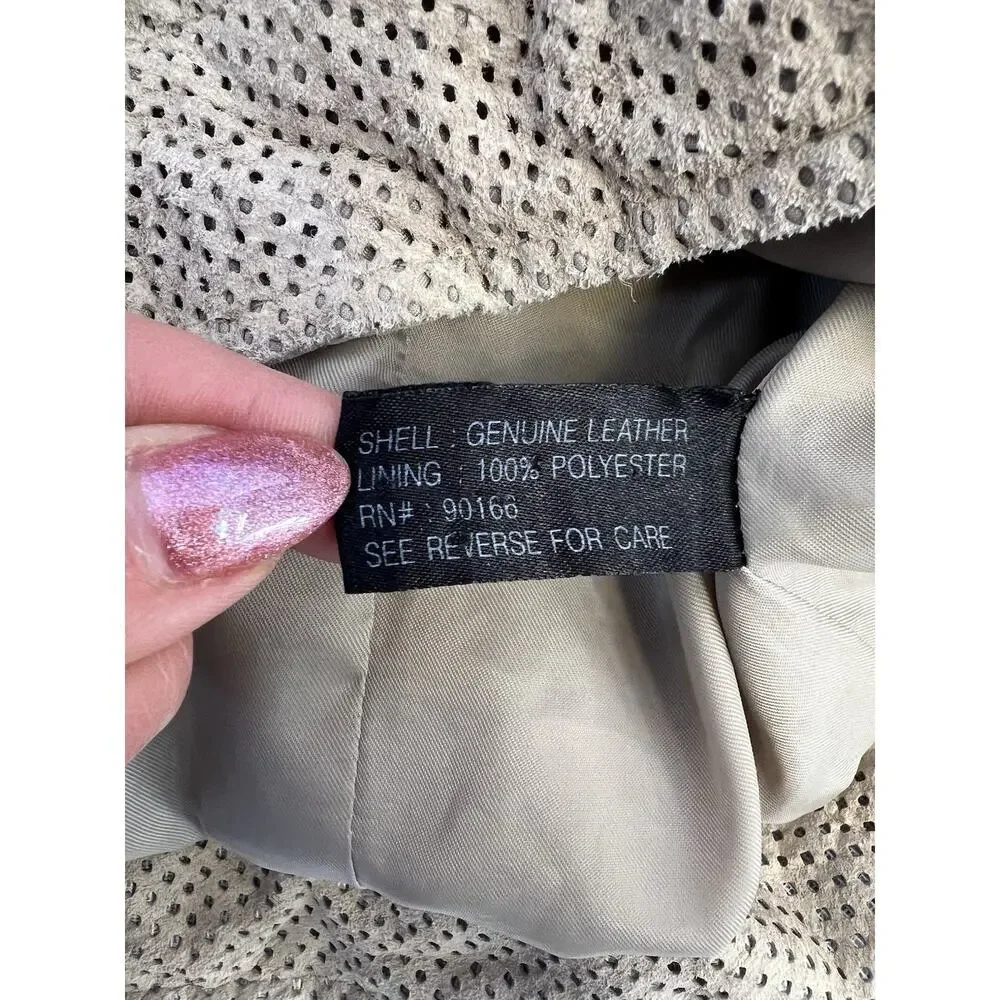 Womyn vintage 100%