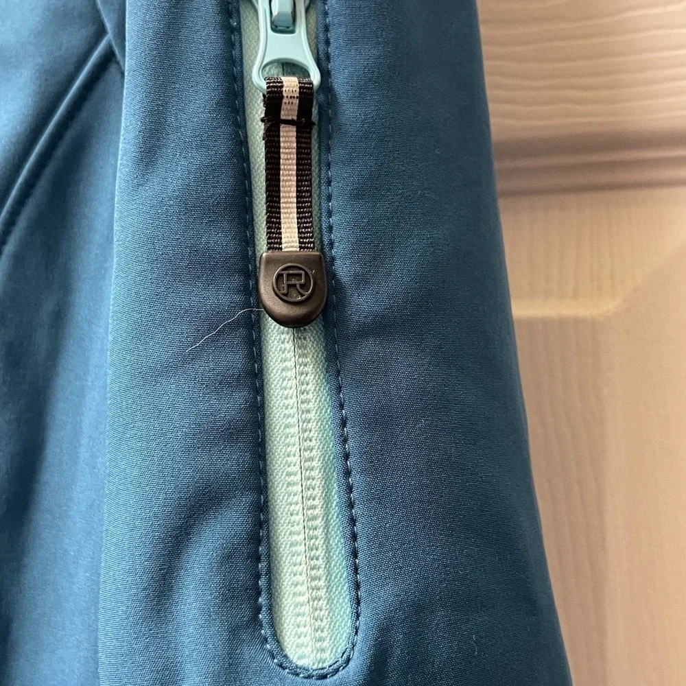 Roper women teal
