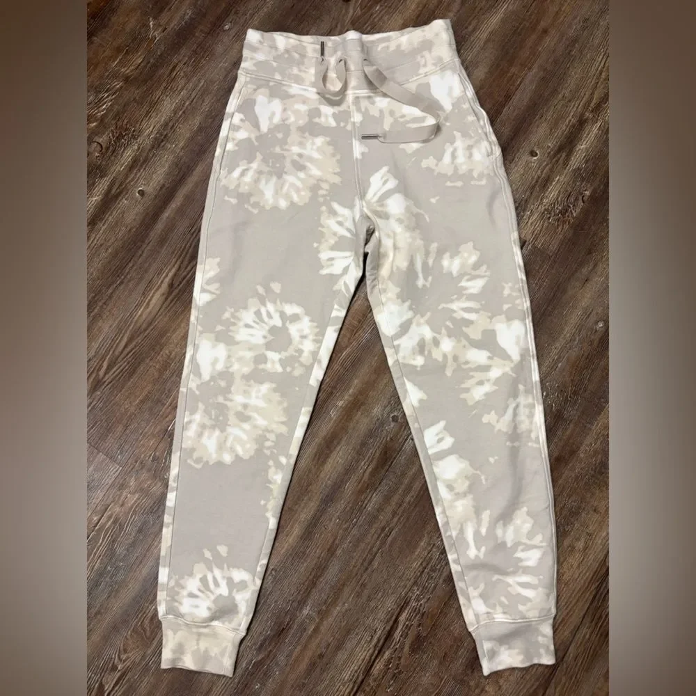 Athleta jogger pants