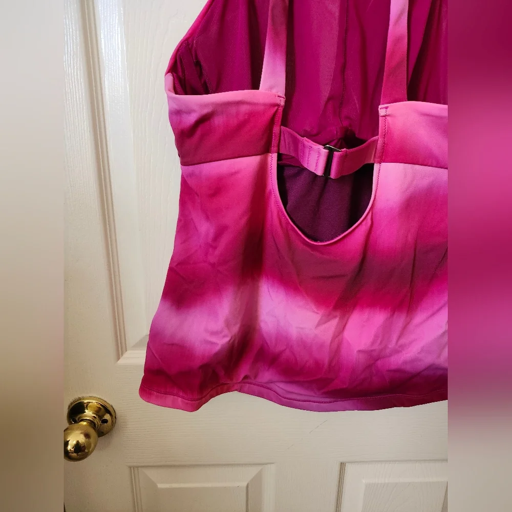 Athleta chic magenta