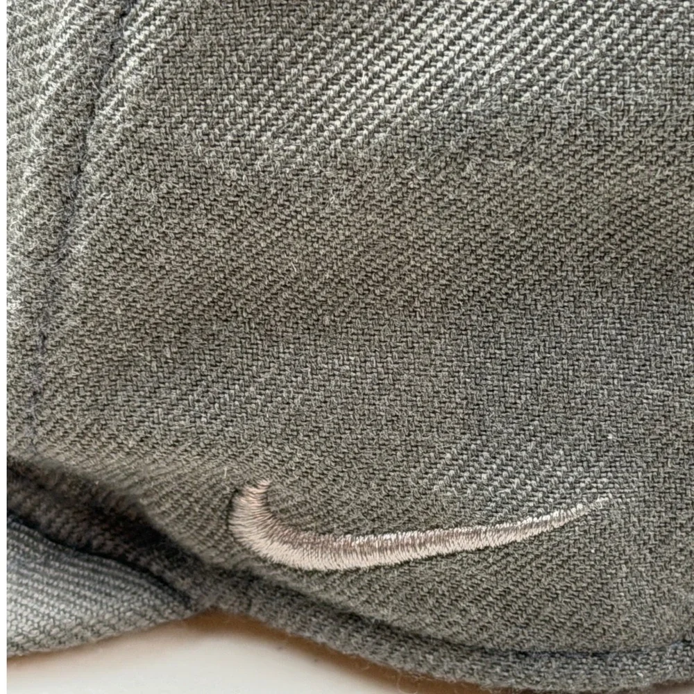 Nike True Flat Brim Snapback Hat Gray Embroidered Block Logo Wool Blend OSFM‎