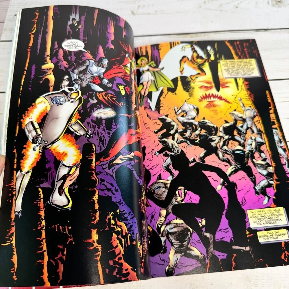 N/A astro city