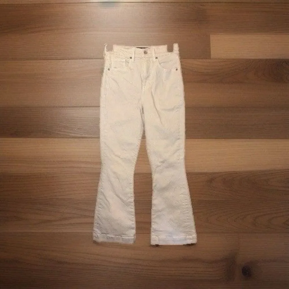 Women’s Veronica Beard Carson Ankle Flare High Rise Jeans Off-White Size 26