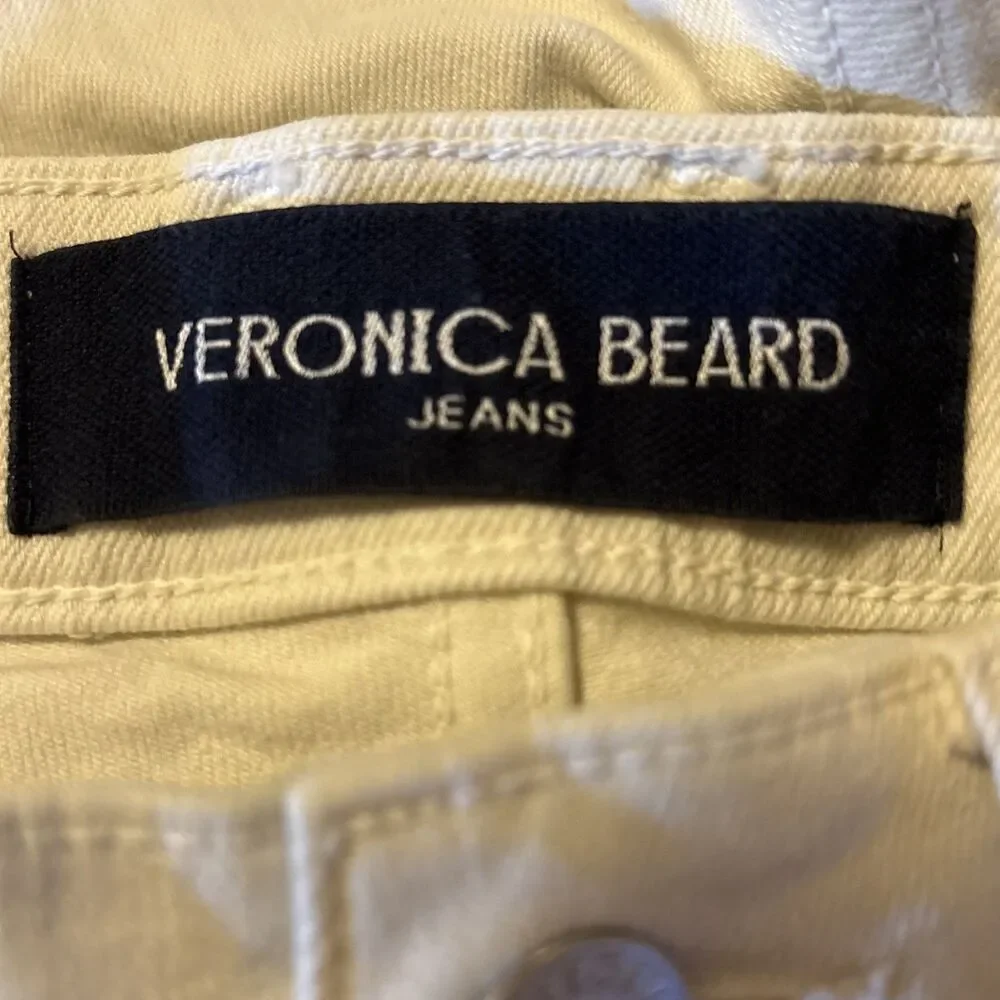 Veronica Beard as measured