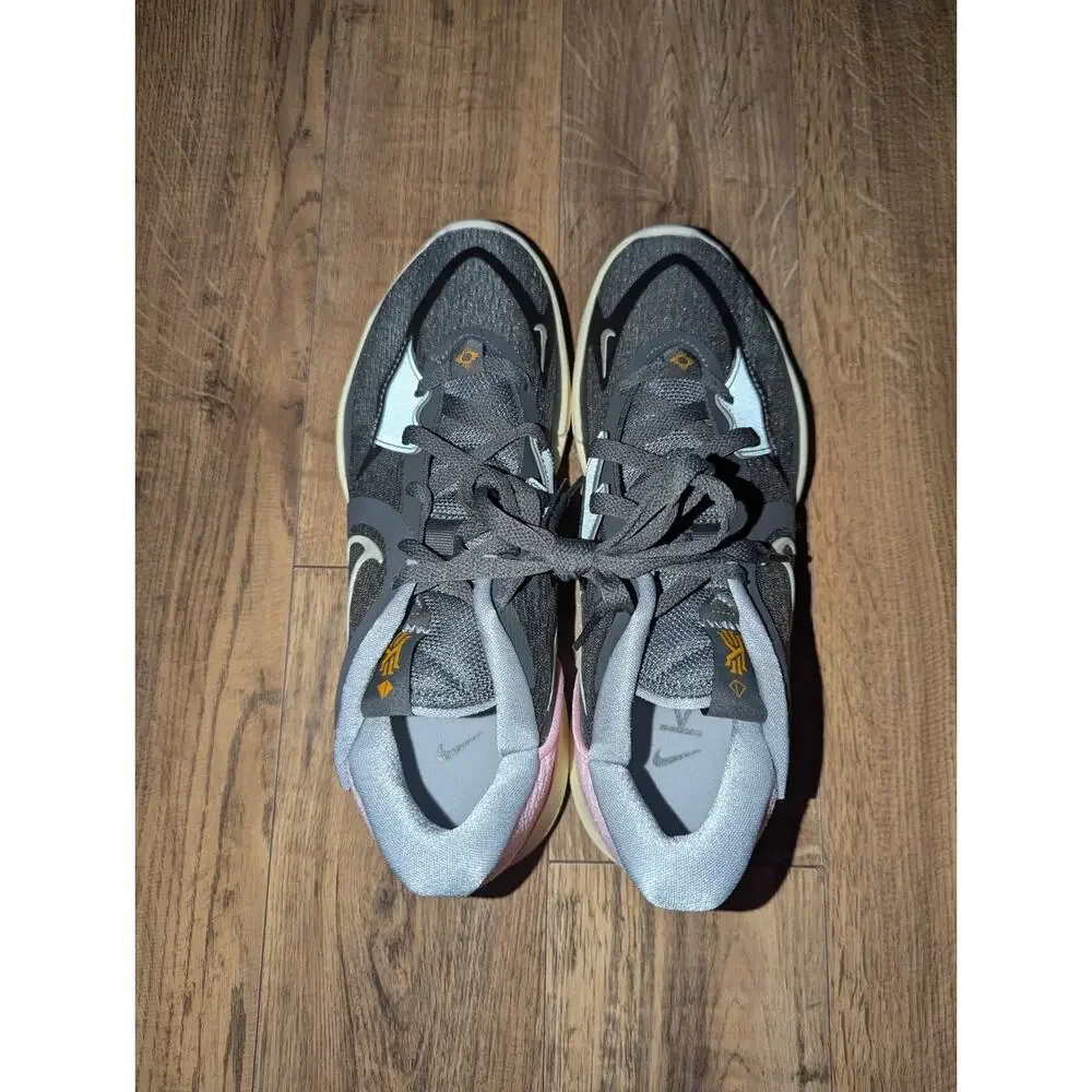 Nike elevate your