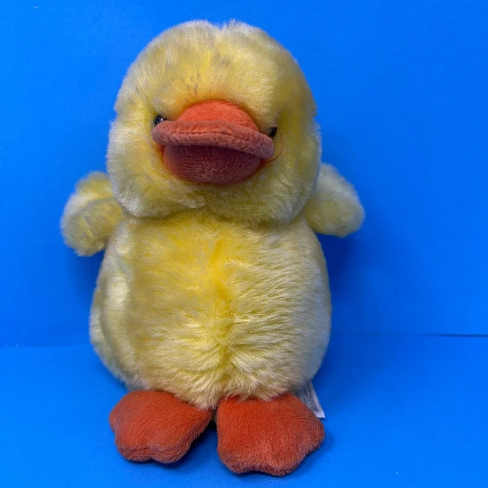 1999 Gemmy Singing Duckling Plush 6in‎ Yellow Electronic Musical Toy Duck