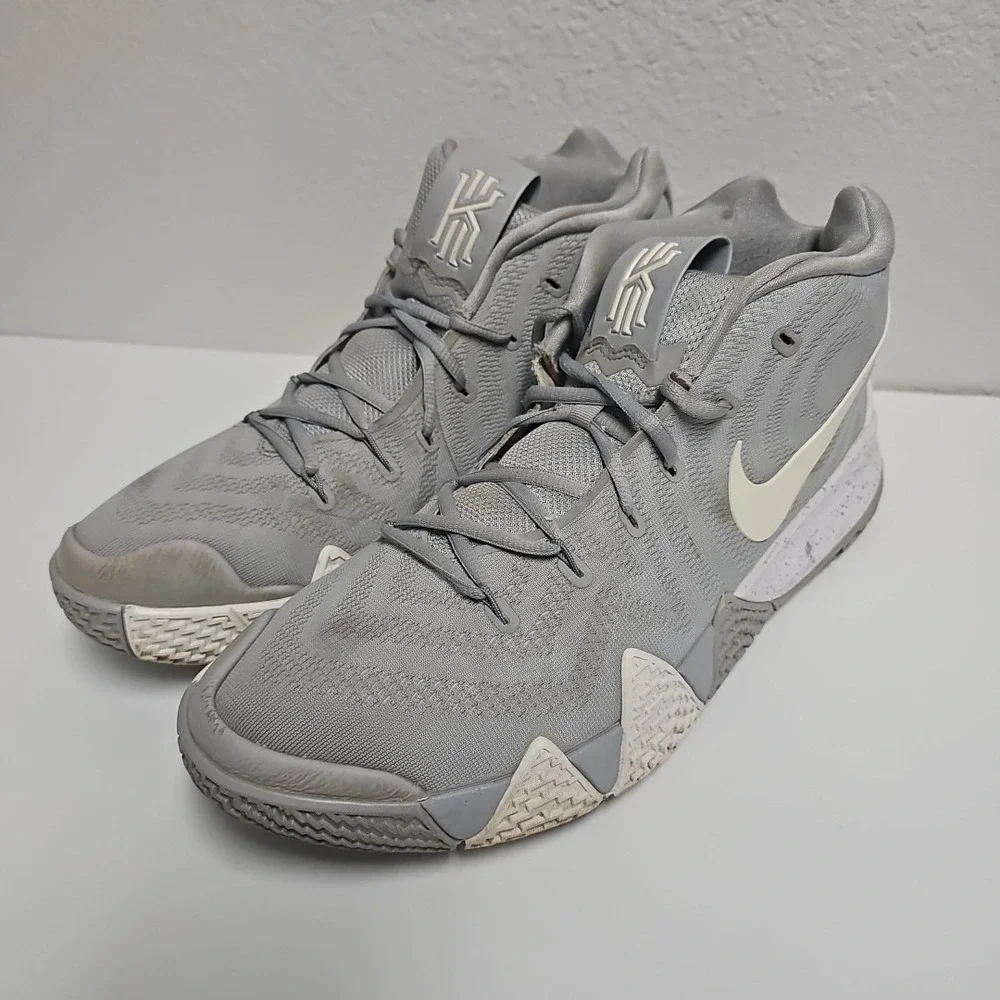 Nike kyrie wolf