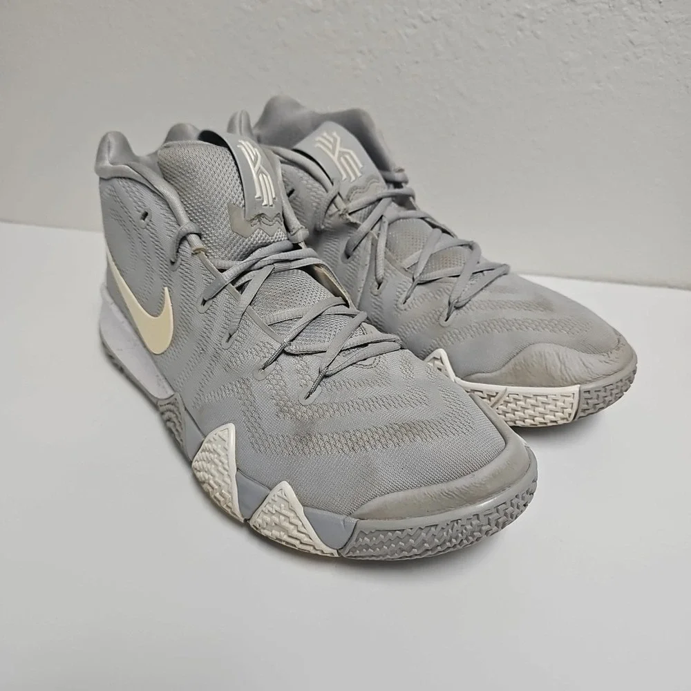Nike kyrie wolf