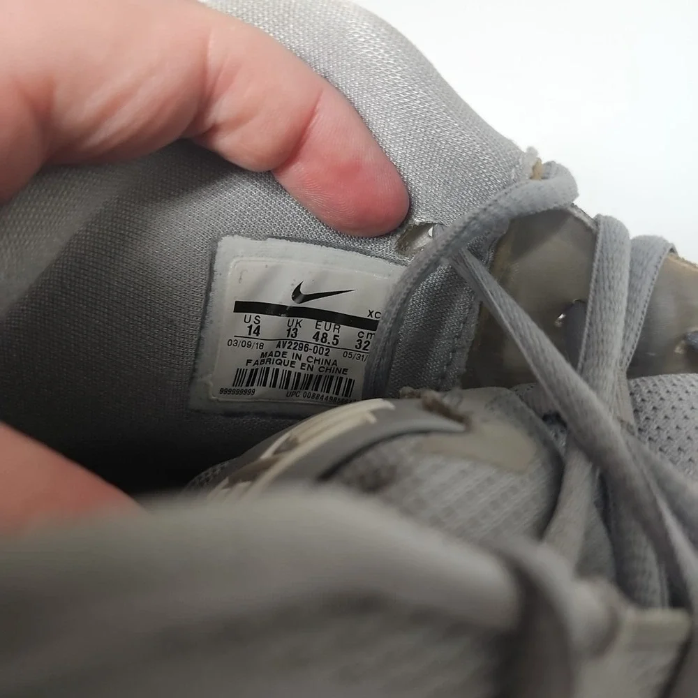 Nike kyrie wolf