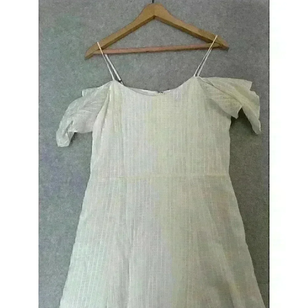 H by Halston preowned beautiful