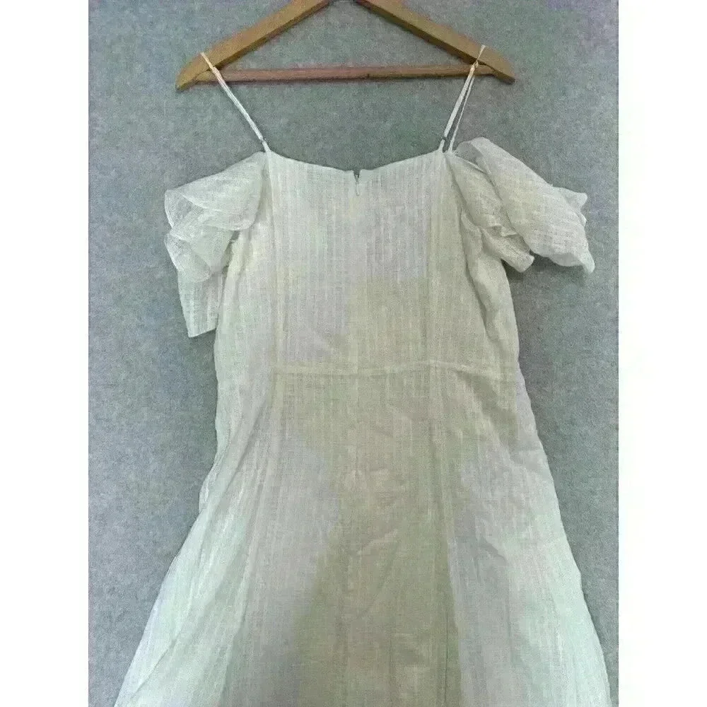 H by Halston preowned beautiful