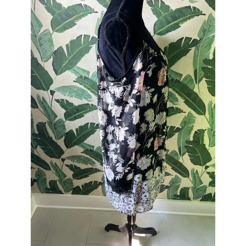 Xhilaration Cold Shoulder Floral Dress Women‎ Medium Black