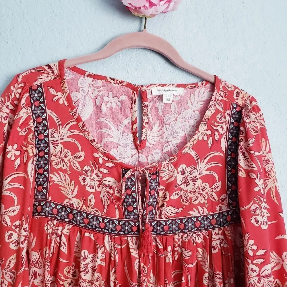 beachlunchlounge red floral