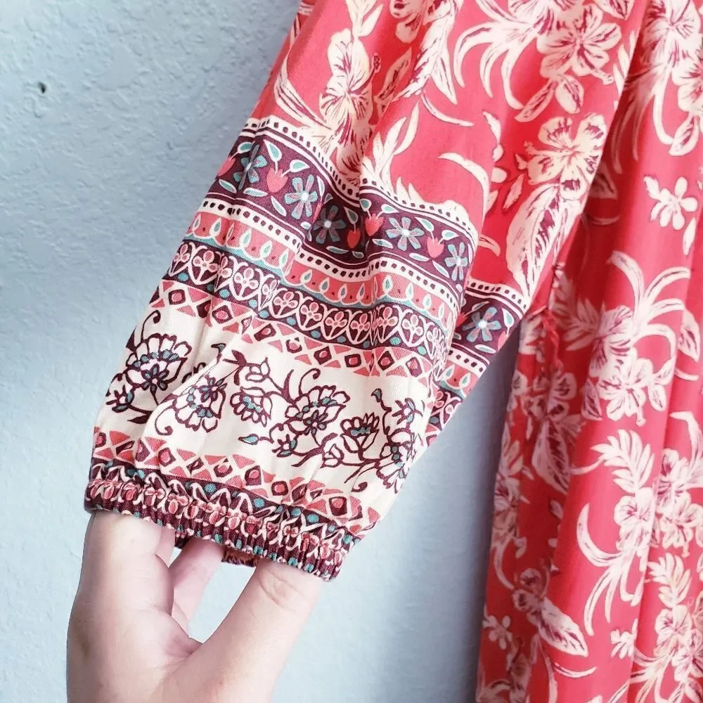 beachlunchlounge red floral