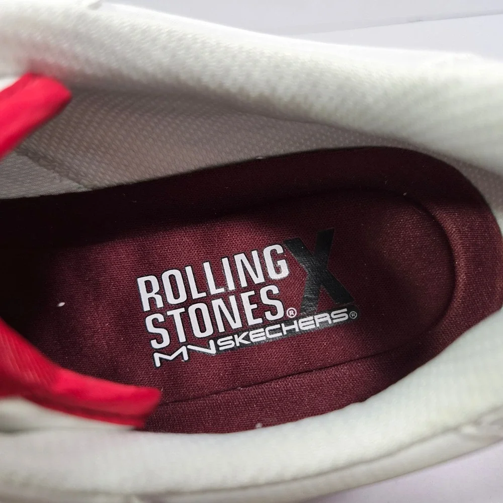 Skechers rolling stones