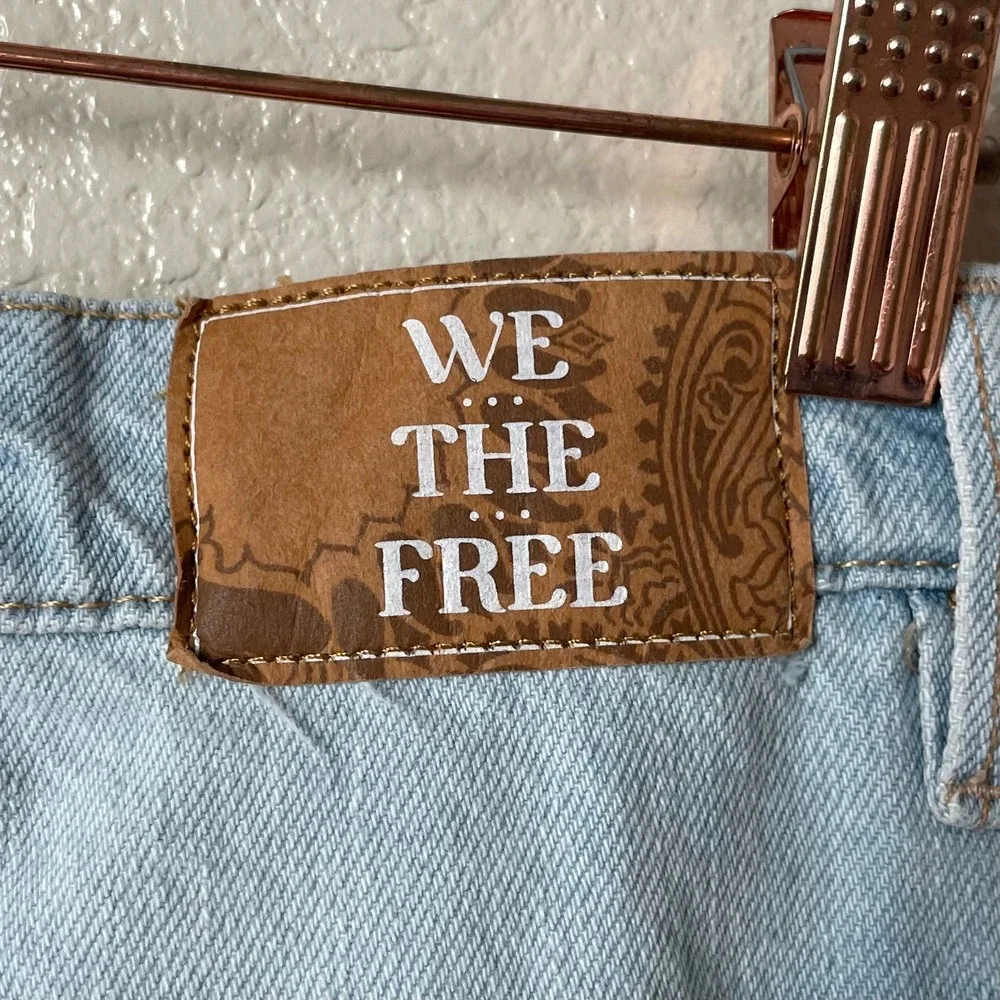 Free People we free