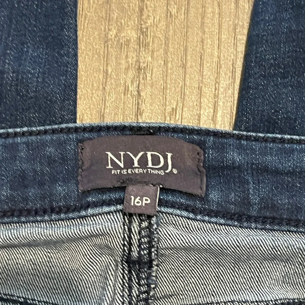 NYDJ Alina Legging Jeans Dark Wash Lift Tuck Technology Womens 16P Petite