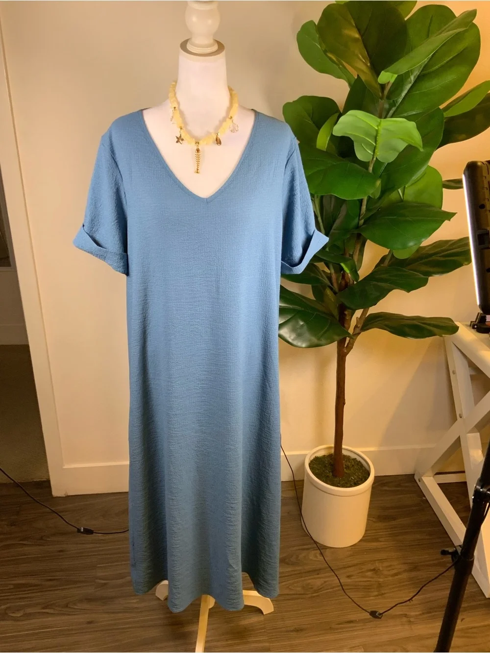 Light Blue V-Neck Midi Dress - Classic Casual