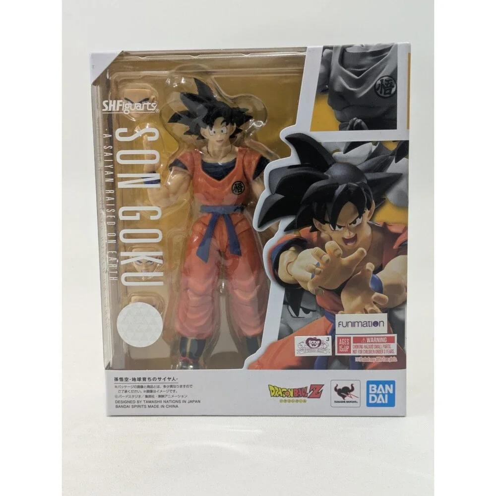 Bandai S.H.Figuarts Dragon Ball Z Son Goku A Saiyan Raised on‎ Earth Figure