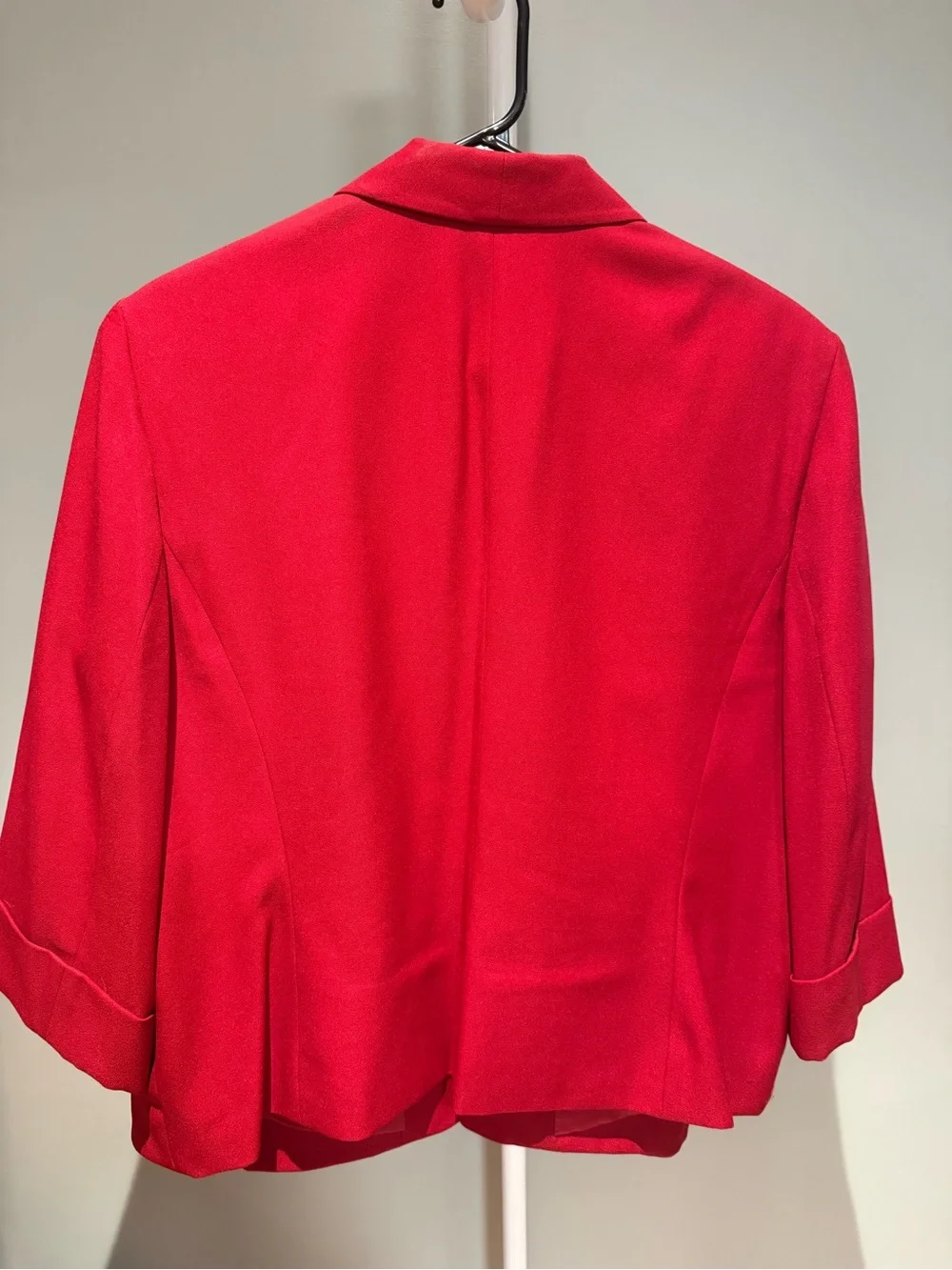 Kasper crisp red