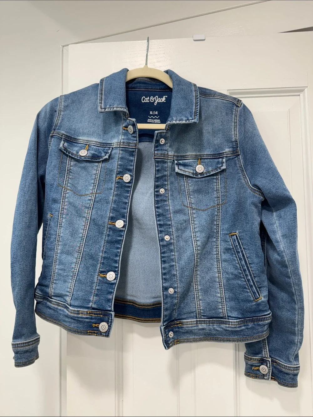 Kids Cat & Jack Denim Jacket in Medium Blue Wash