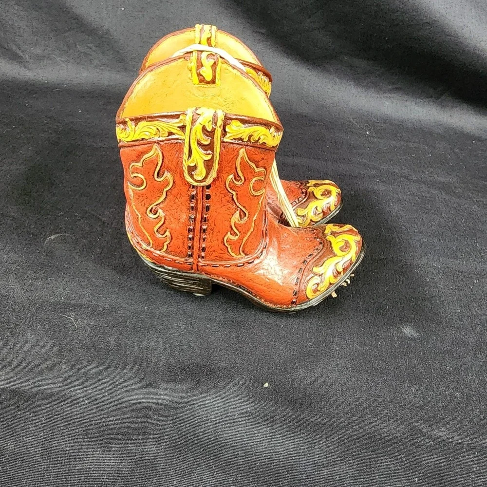 Boots red resin