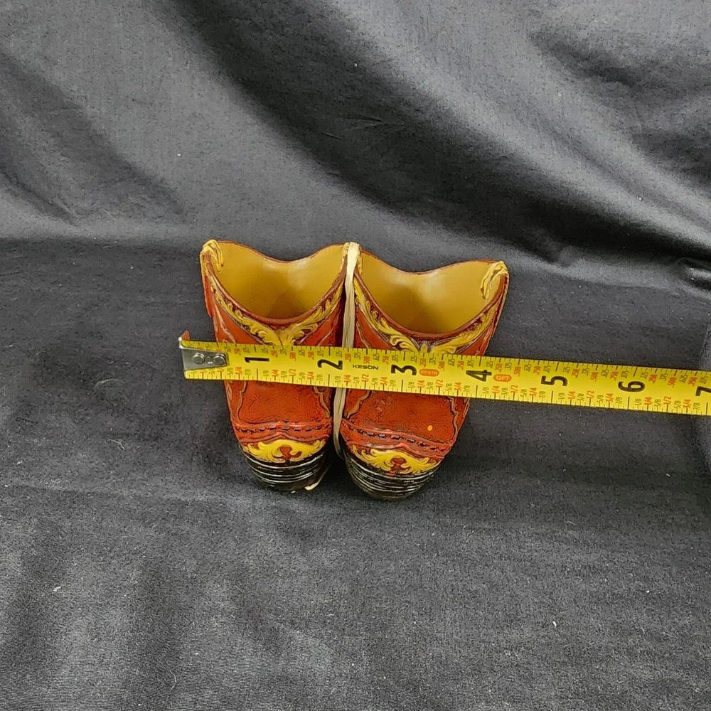 Boots red resin
