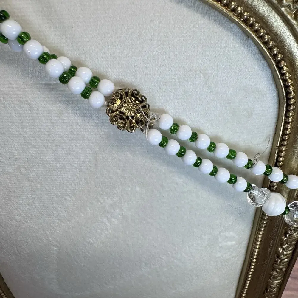 Unbranded vintage strand
