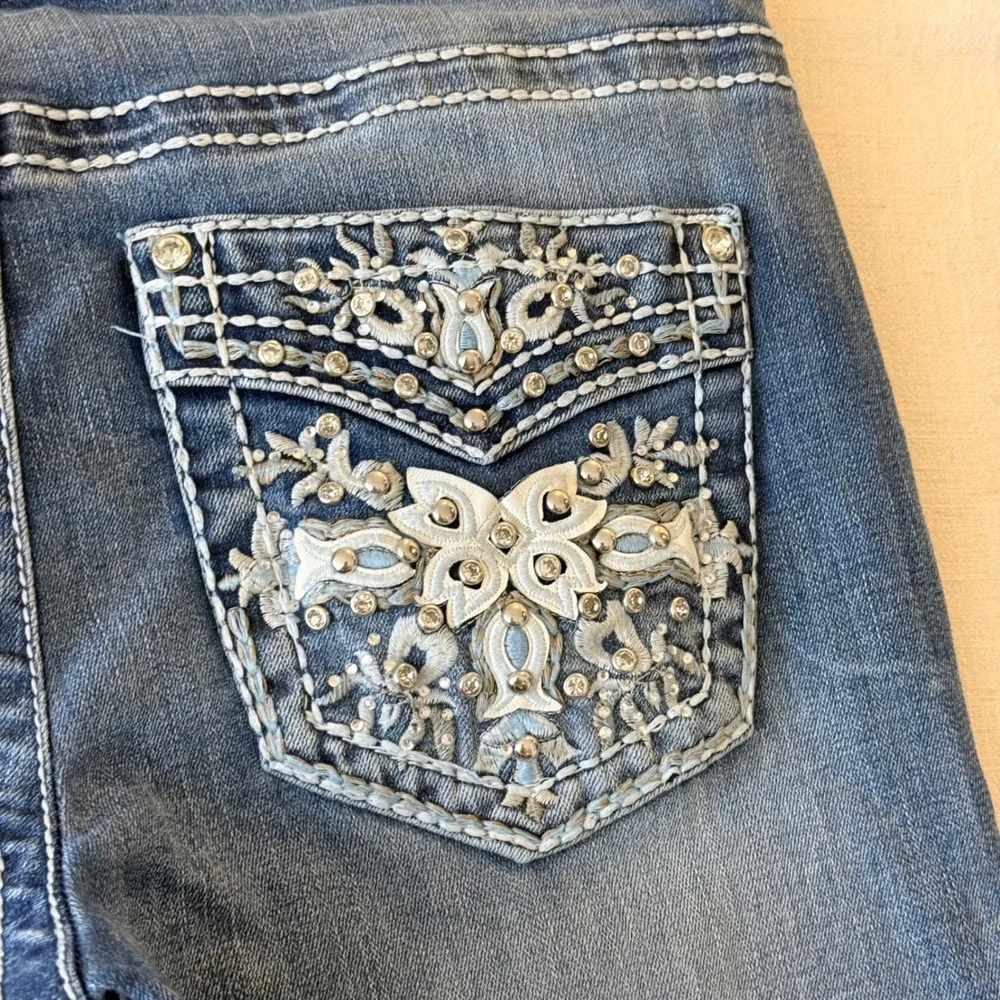 Telepatía measurements waist