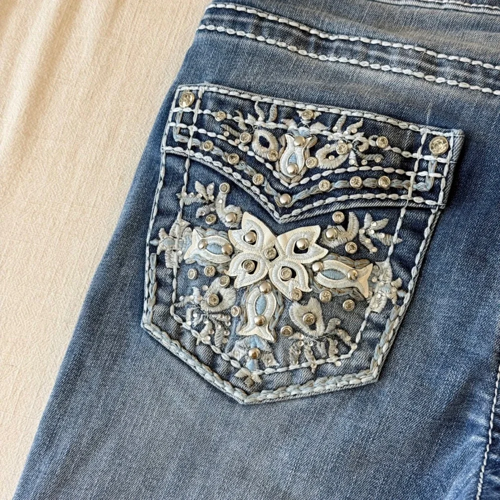 Telepatía measurements waist