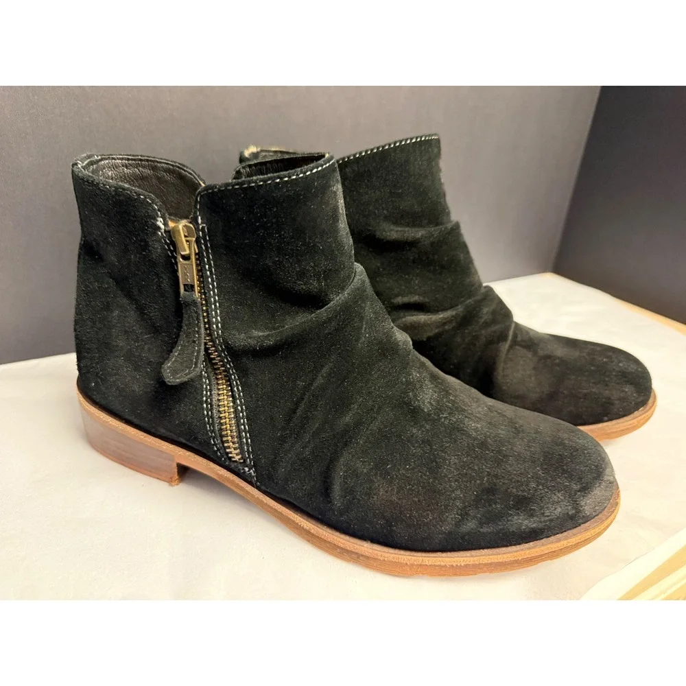 Sofft Bassett Ankle Boots Women 9M Black Suede Slouchy‎ Zip Casual Comfort