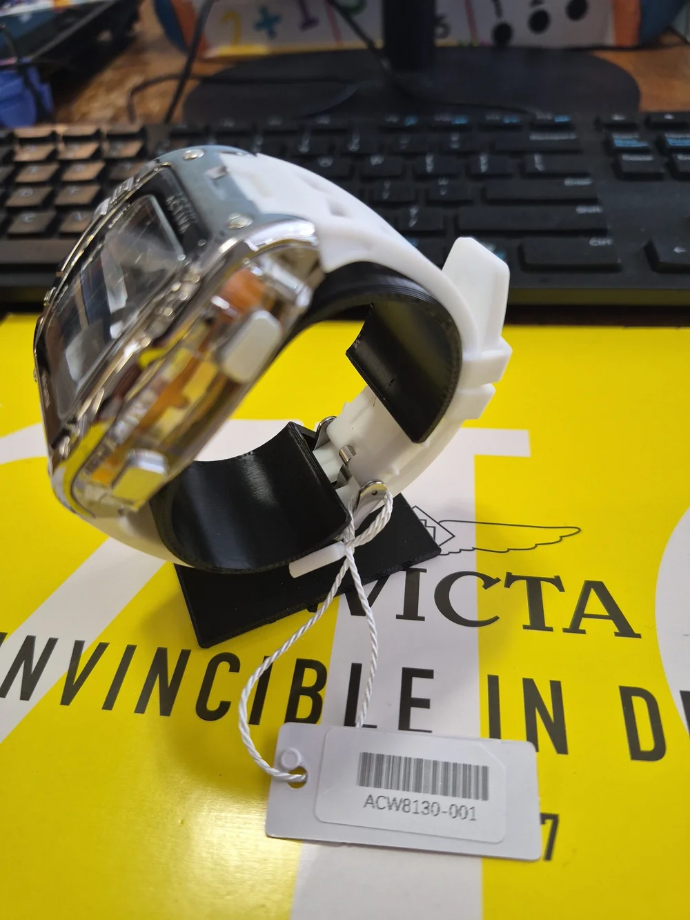 Invicta activa venzis