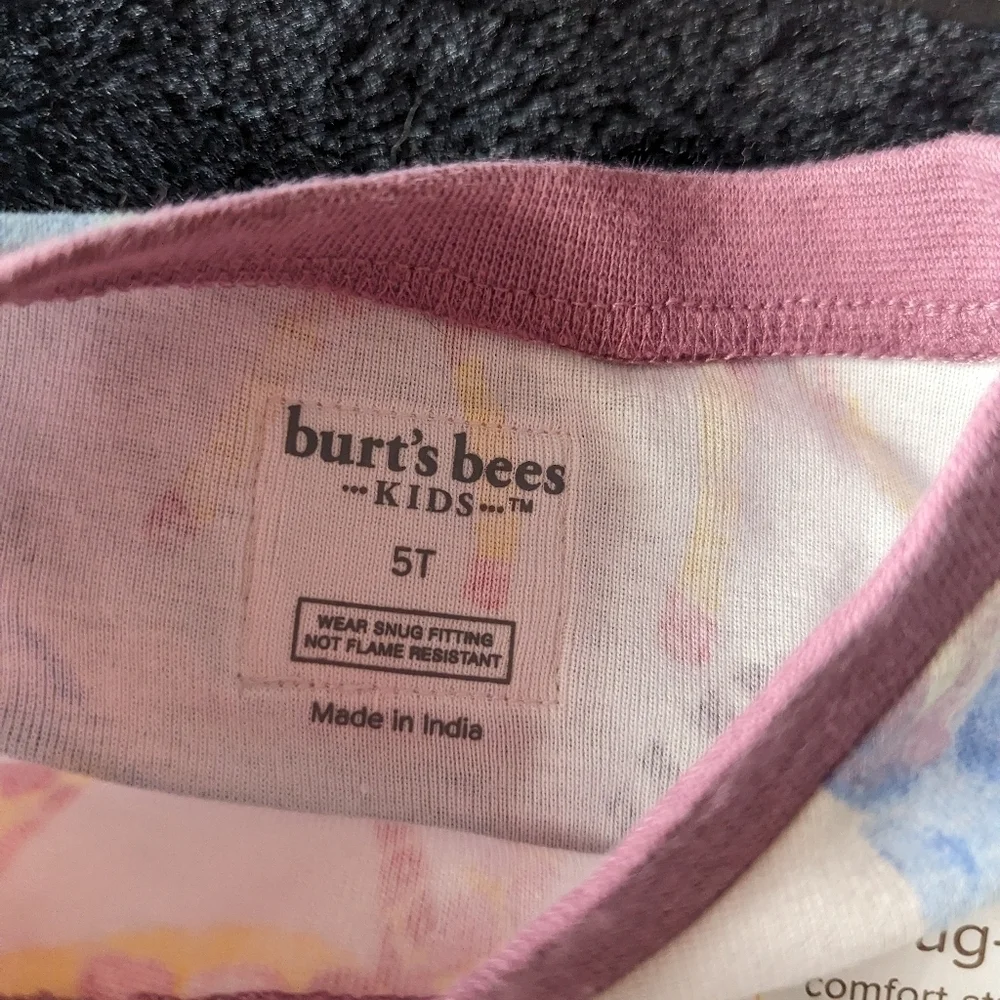 Burts Bees nwt burts