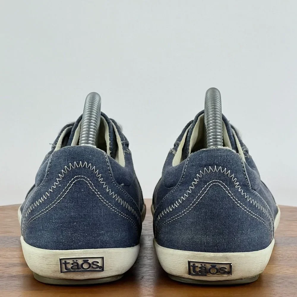 Taos Footwear size wide