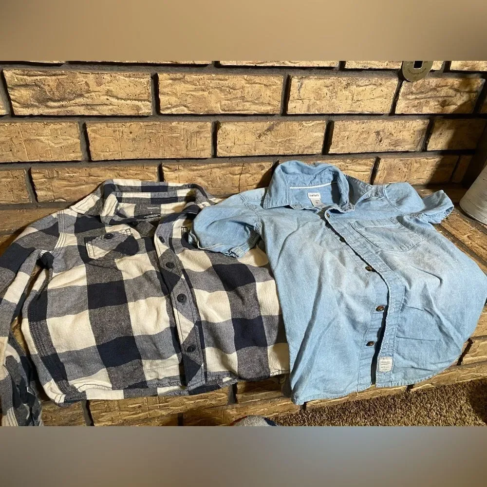 ‎4-boys size 7 button downs
