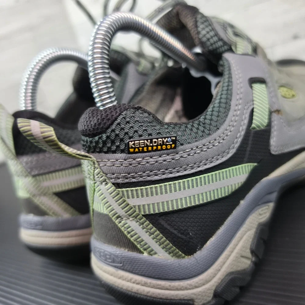 Keen targhee iii